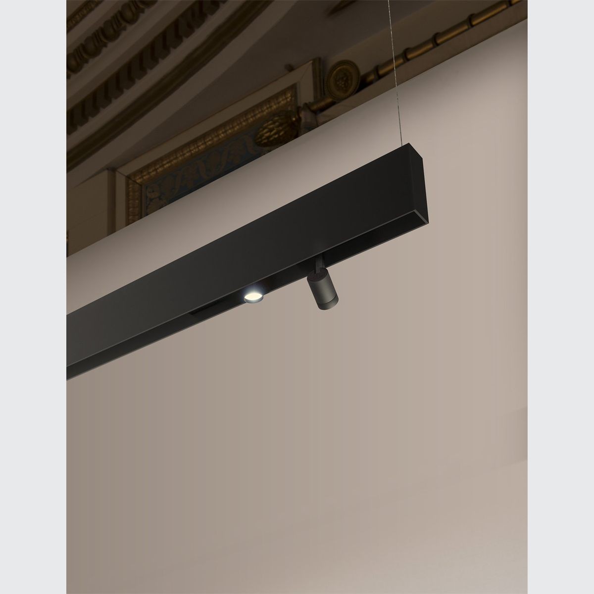Running deals magnet light