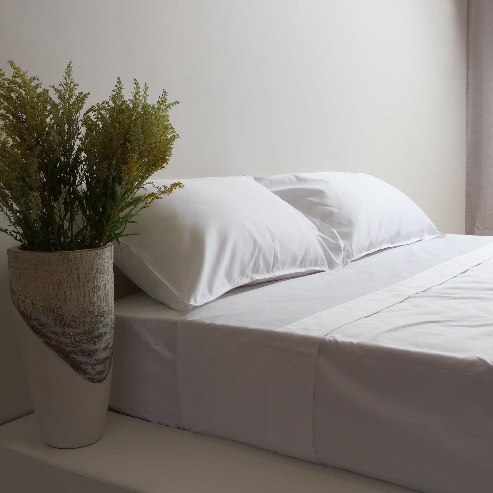 1000TC 100% Cotton Hotel Luxe Home Lab Pillowcase Pair- Crisp White gallery detail image