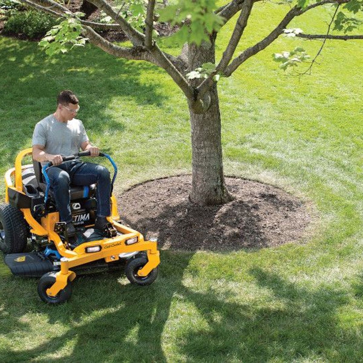 Cub Cadet ZT1 42 E Electric Zero Turn ArchiPro NZ