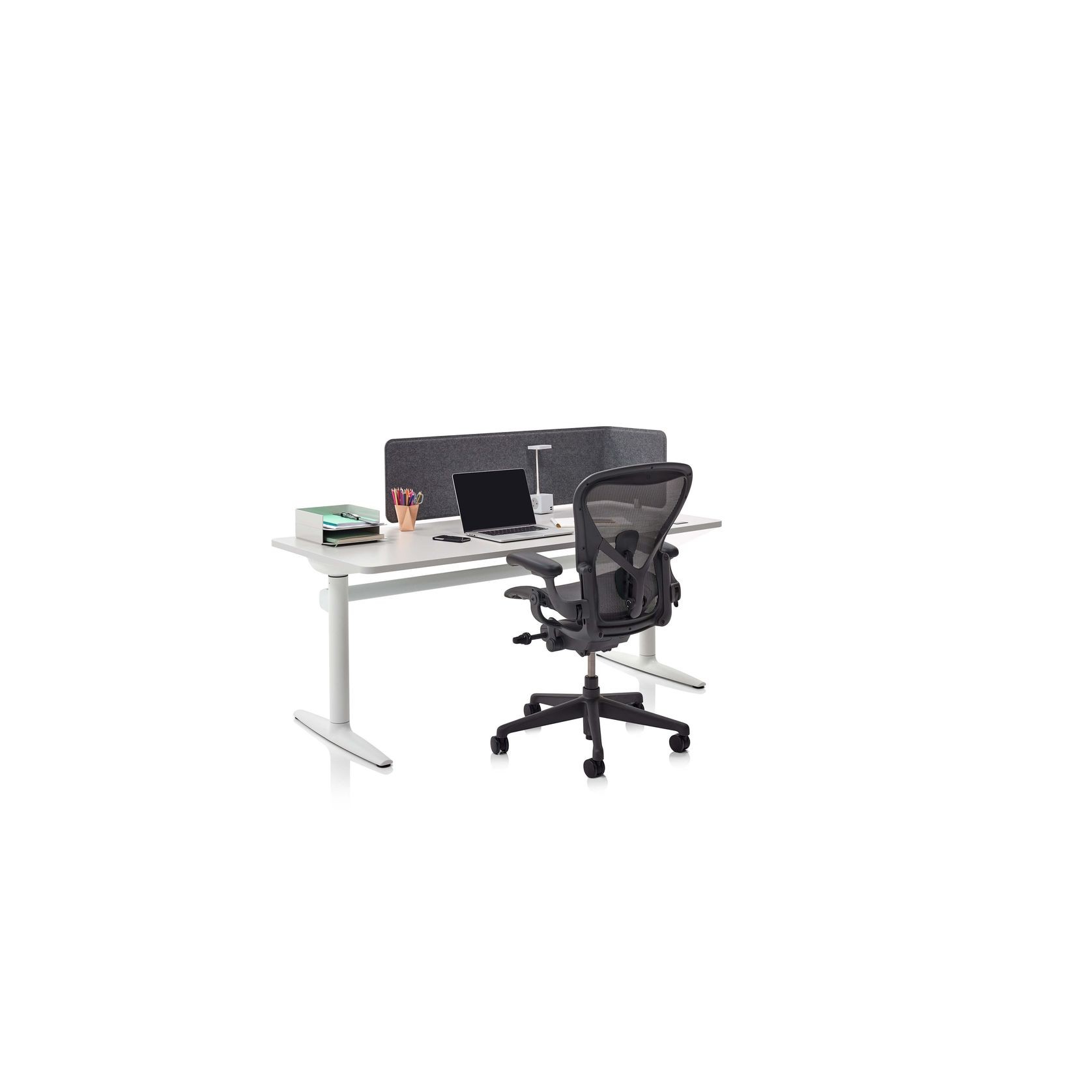 Aeron Remastered Size C gallery detail image