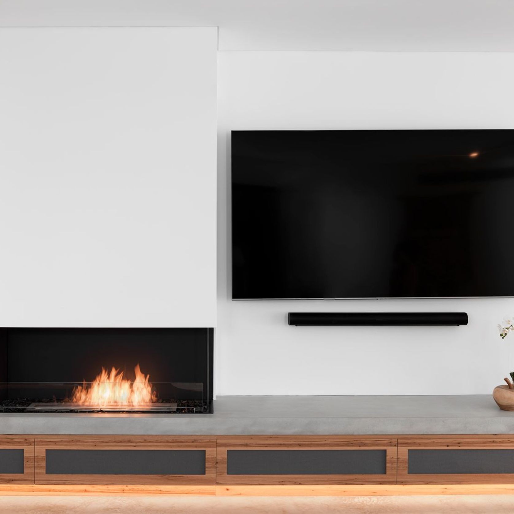 EcoSmart™ Flex 140RC.BXL Right Corner Fireplace Insert gallery detail image