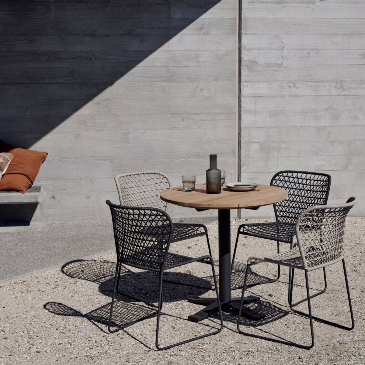 Moana table and shop chairs