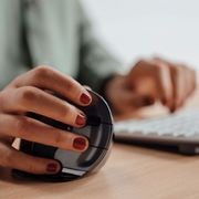 Evoluent D Wireless Vertical Mouse gallery detail image