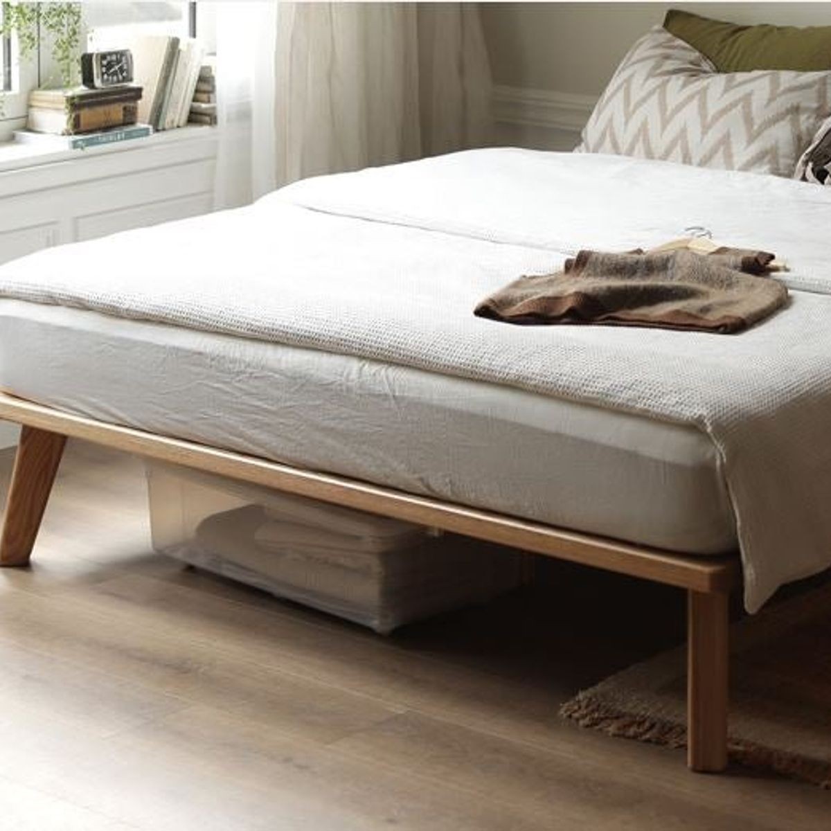 Headless shop bed frame