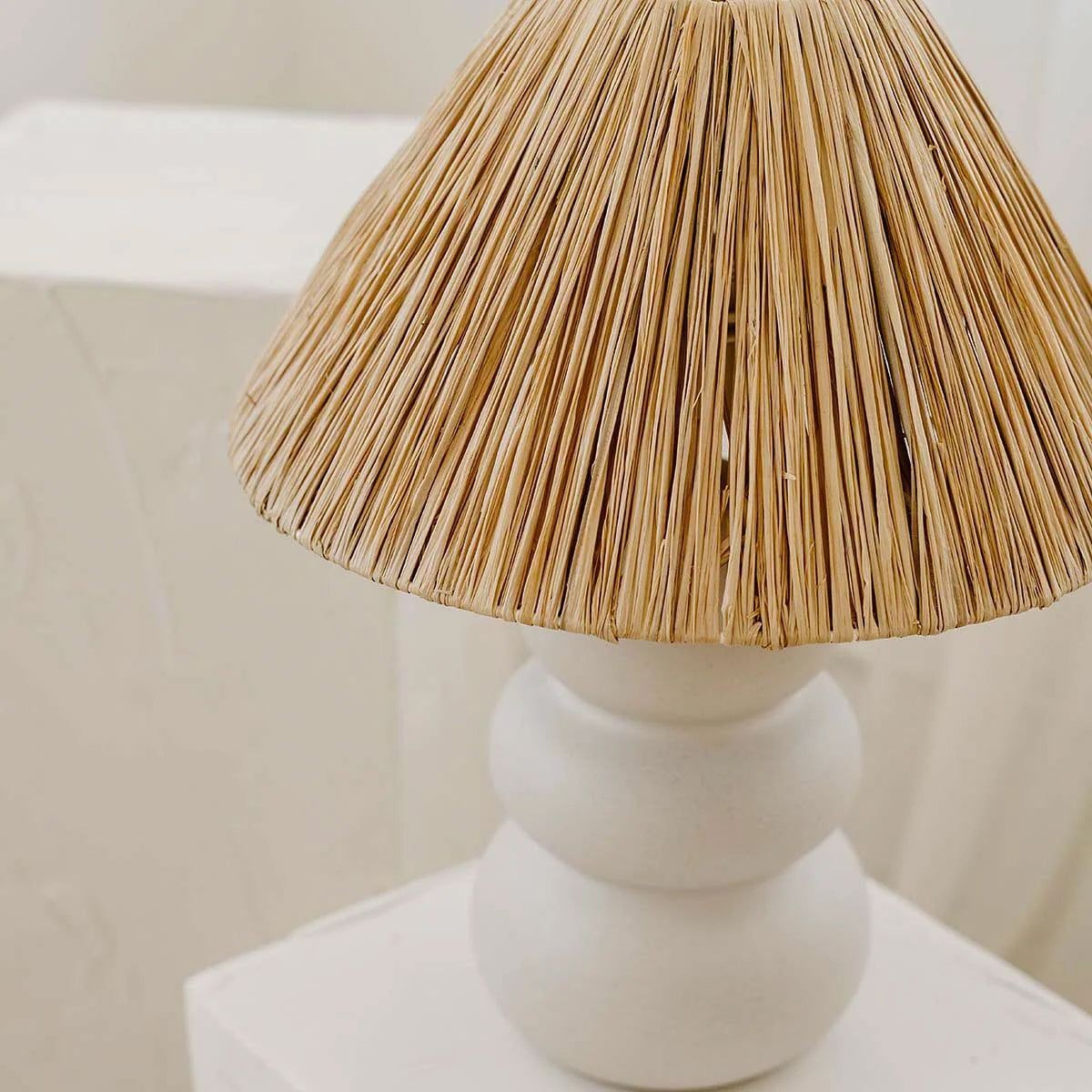 Raffia sales table lamp