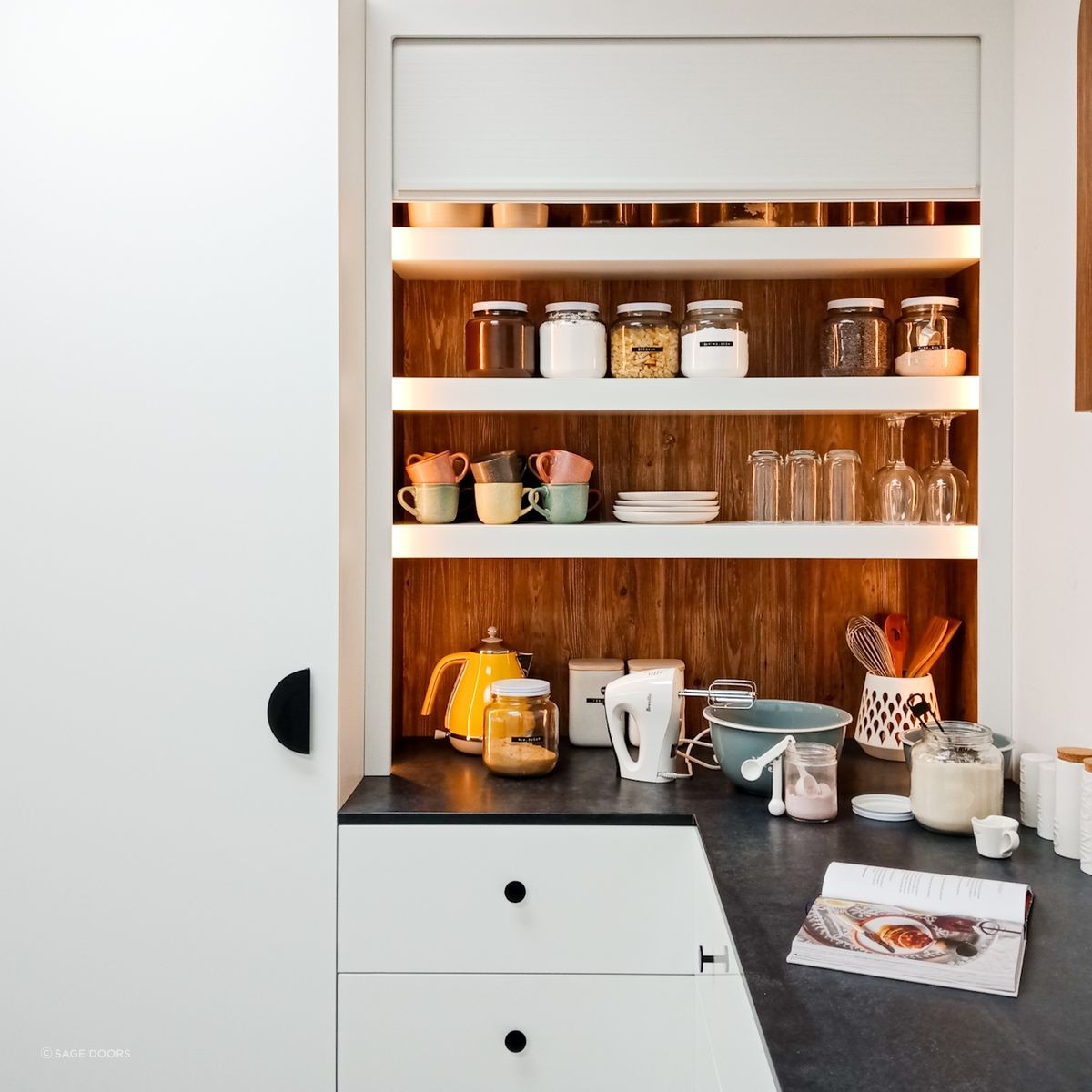 Roller kitchen cabinet top