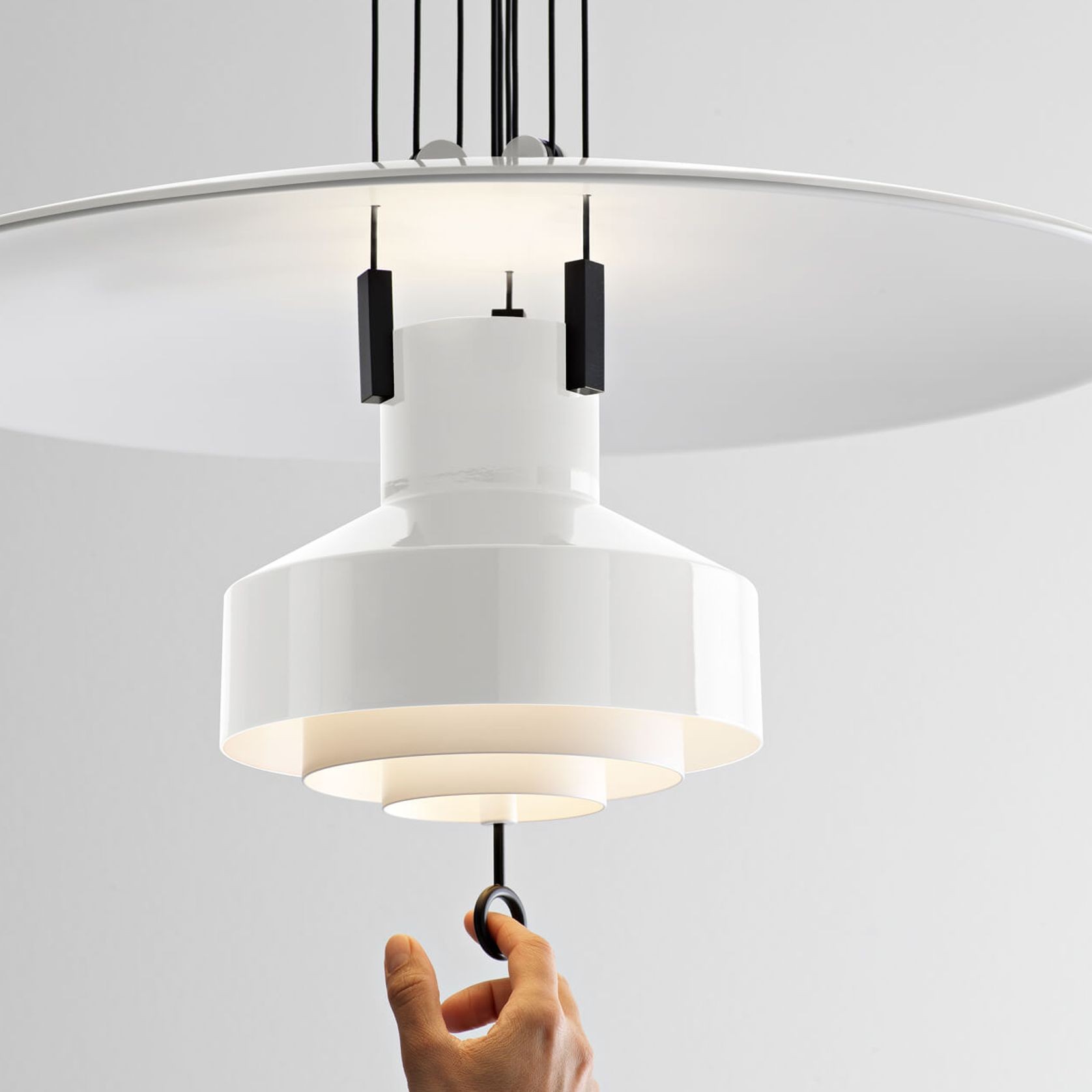 Saliscendi - 1957 Suspension Light gallery detail image