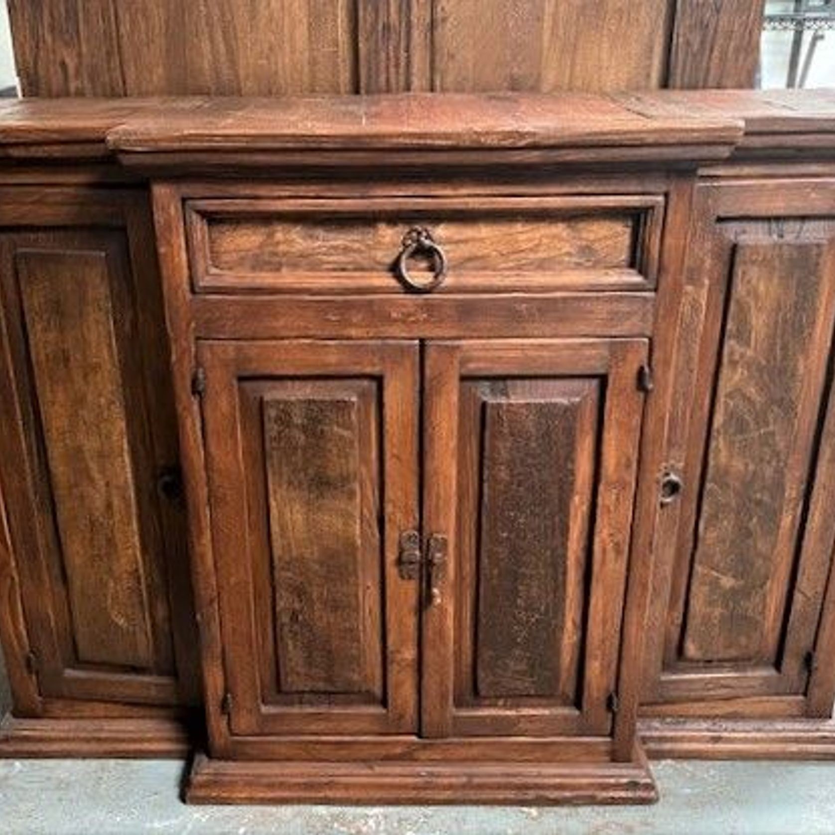 Foyer Unit Solid Wood gallery detail image