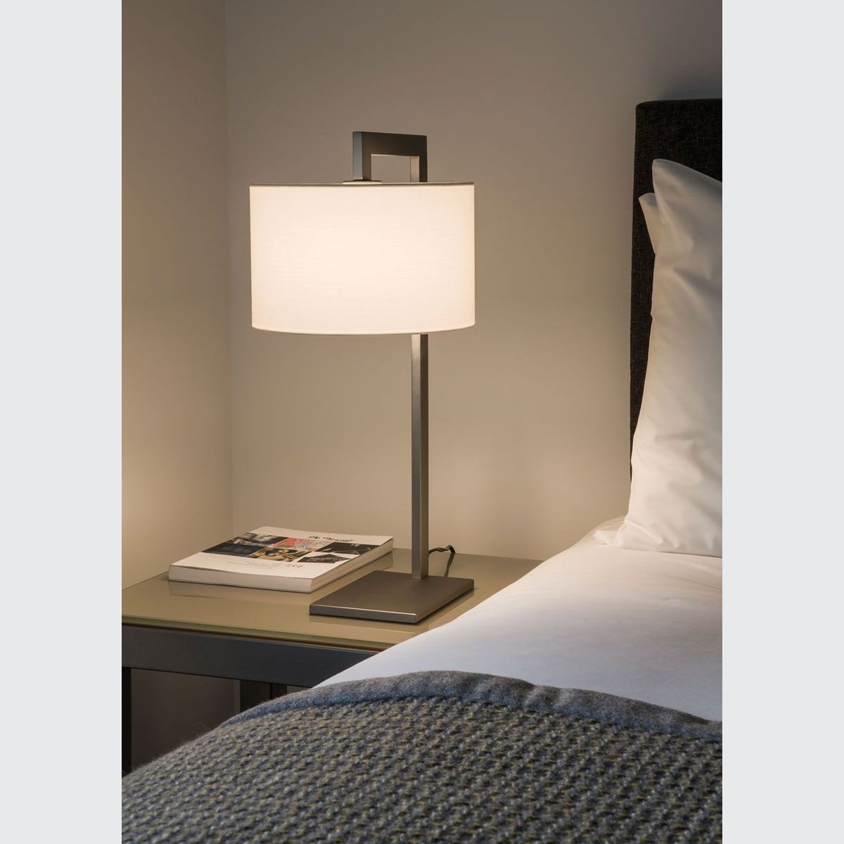 Astro ravello hotsell table lamp