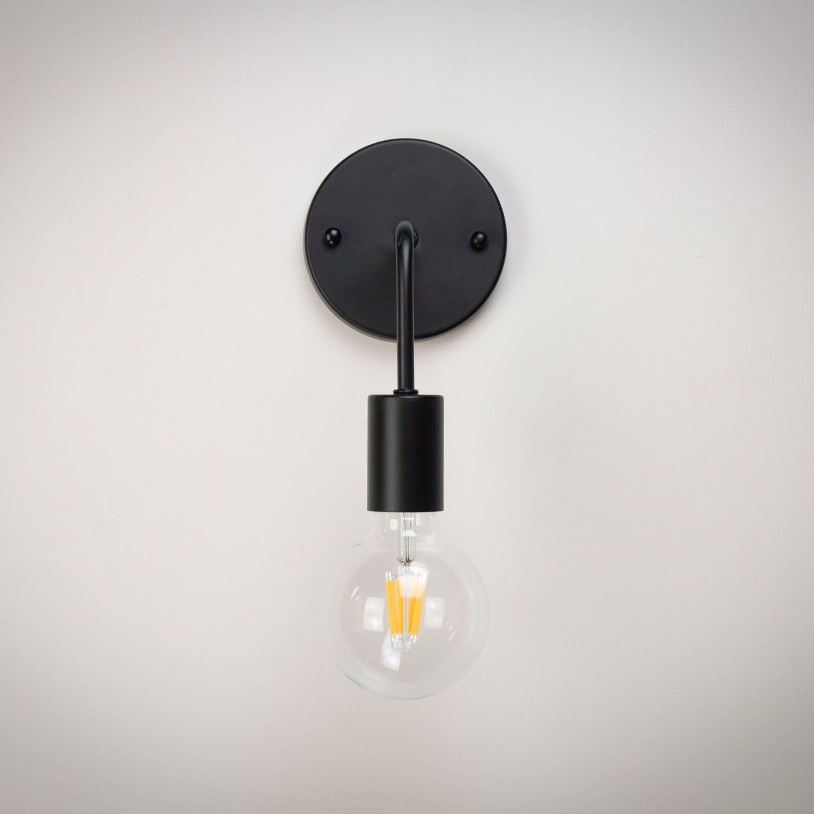 Modern Wall Light gallery detail image