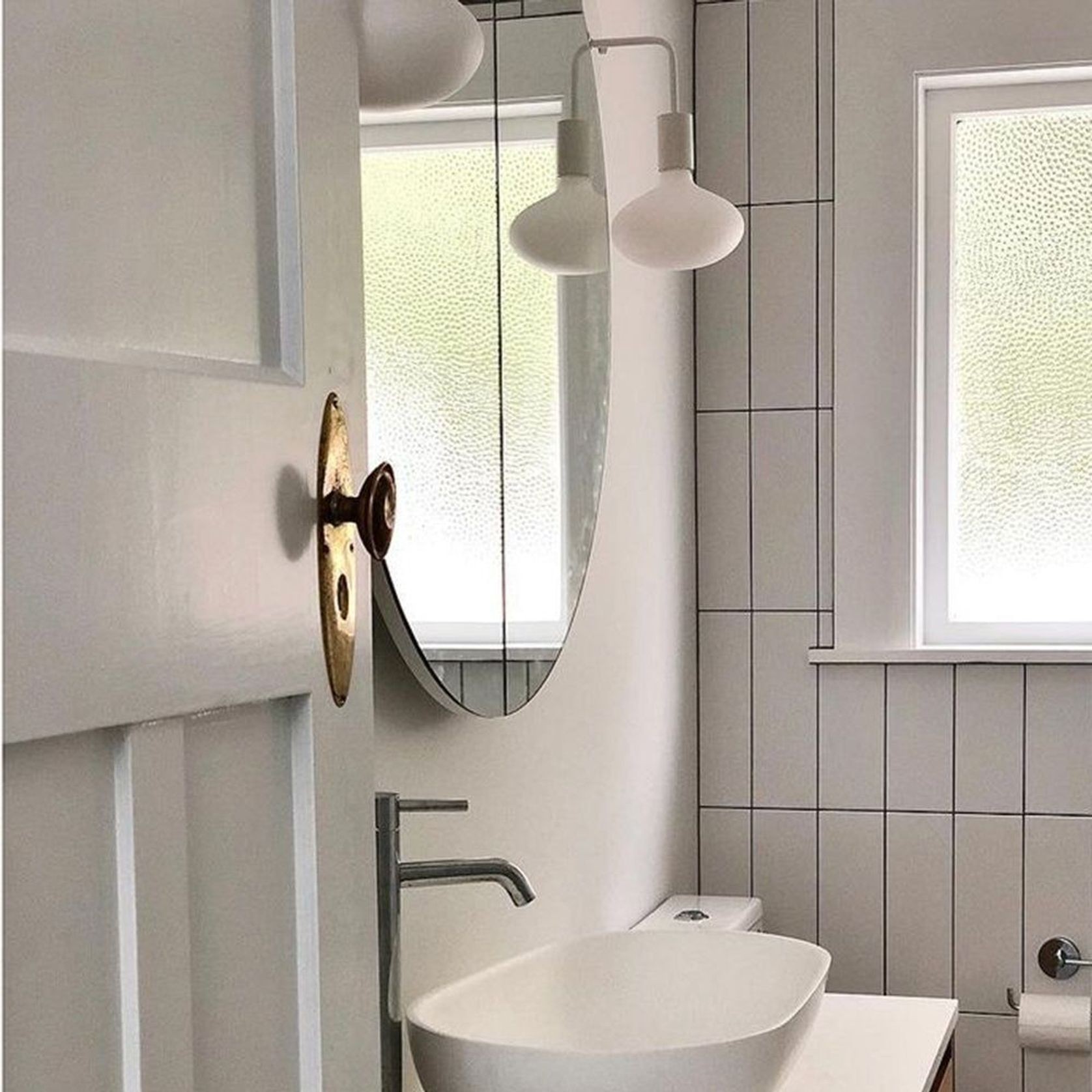 Modern Wall Light gallery detail image