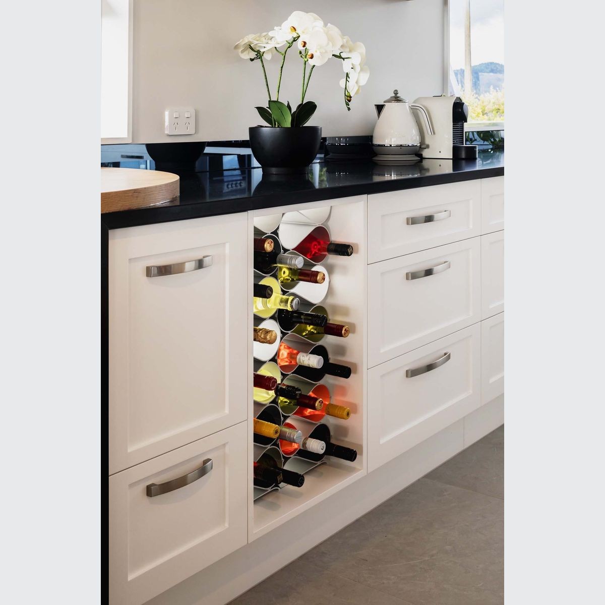 Bench with wine storage hot sale