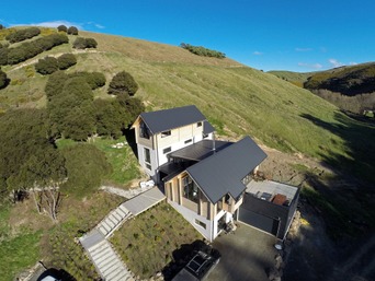 Split Level Timber Home on a Hill. Build & Design in Tai Tapu ...