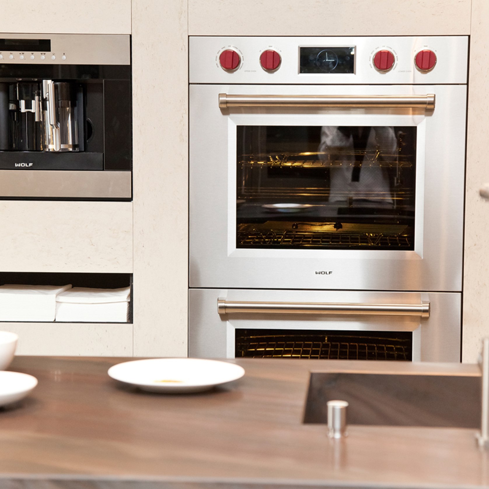 30 M Series Professional Built-In Single Oven