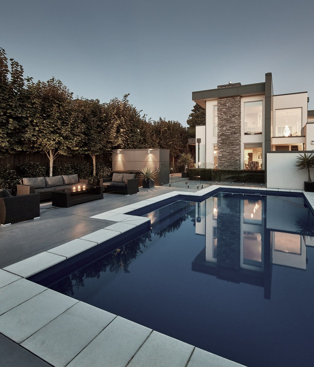How to choose the right pool installer