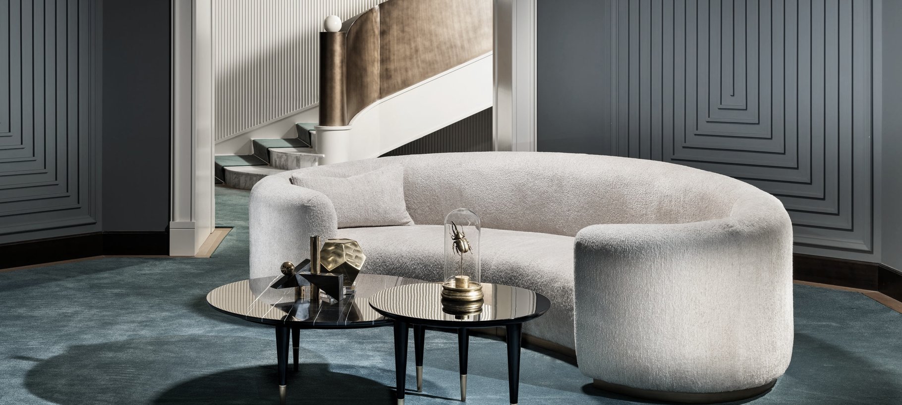 Leather or fabric sofas advantages, disadvantages and more