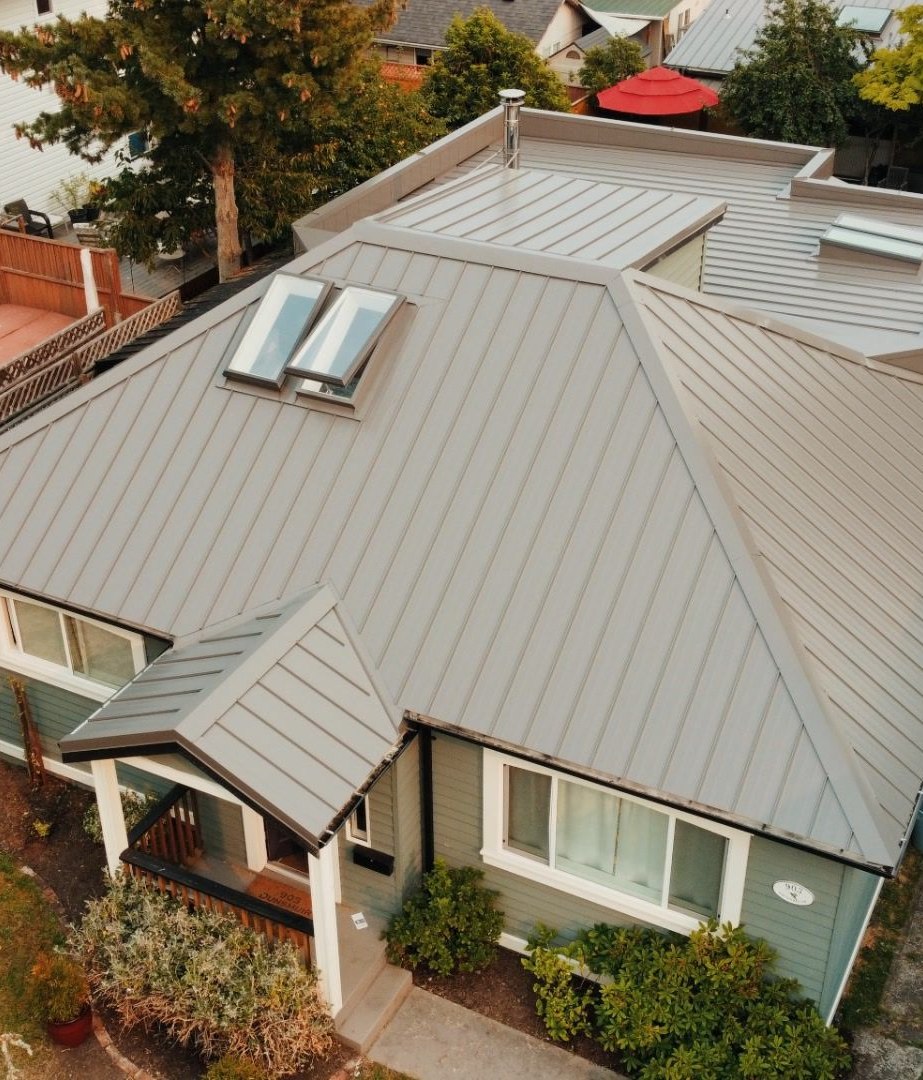 The latest in roofing: a shift towards standing seam profiles