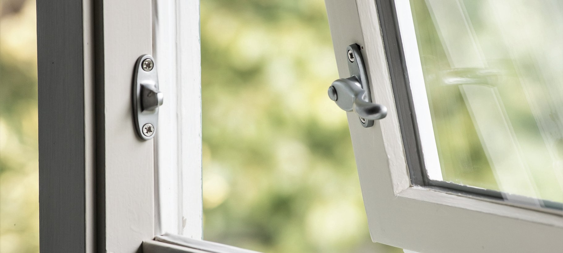 What is retrofit double glazing?