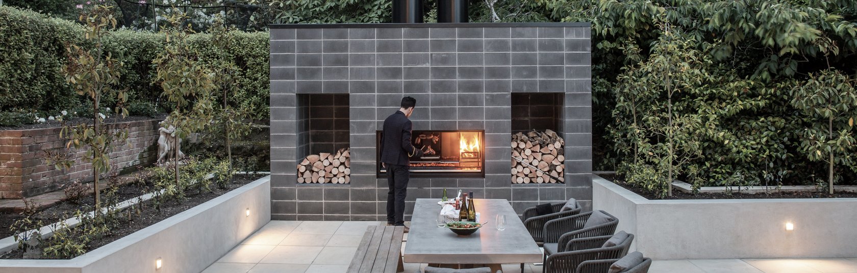 Expert Advice: Choosing And Installing An Outdoor Fireplace With Stoke