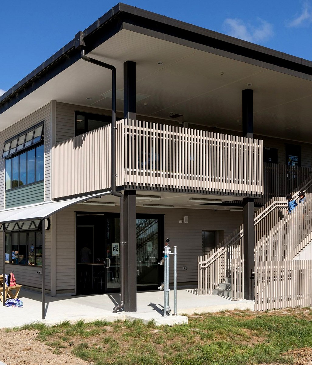 Case Study: Vertical Fin Balustrades Ensure Safety and Style at Torbay School