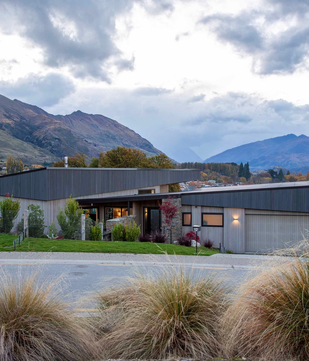An eye-catching family home with unobstructed views of Lake Wānaka