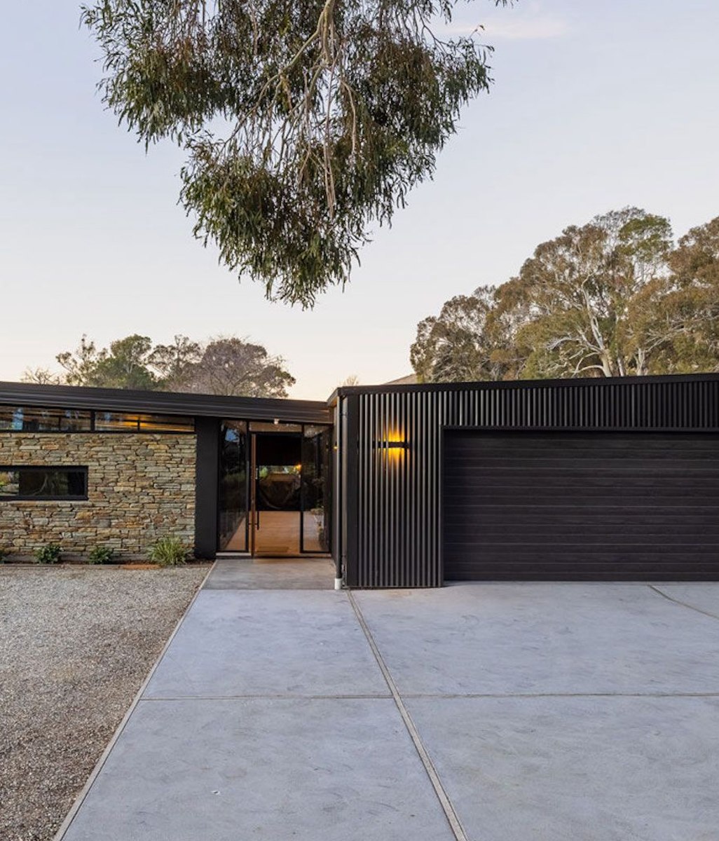 Collaborative design for contemporary country style