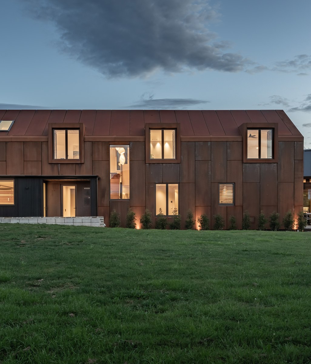 An alpine home with two faces in Wānaka