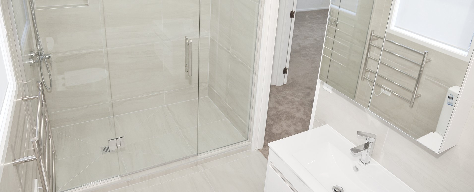 Target Road, Auckland Bathroom Renovation by Superior Renovations