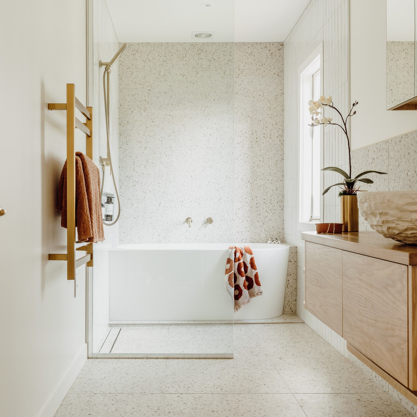 Enamel Paint Low Sheen Semi Gloss ArchiPro NZ