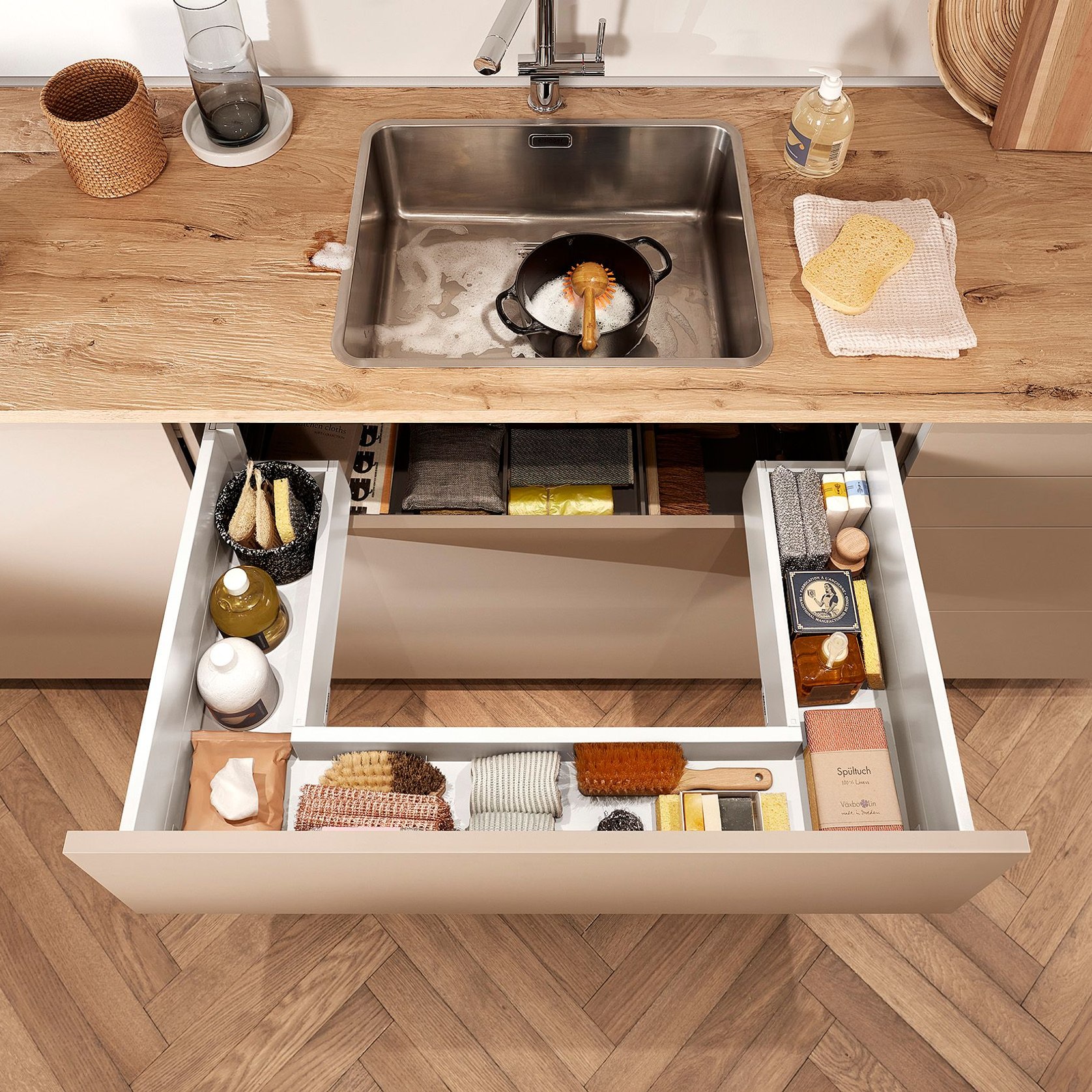 Under kitchen deals sink drawer unit