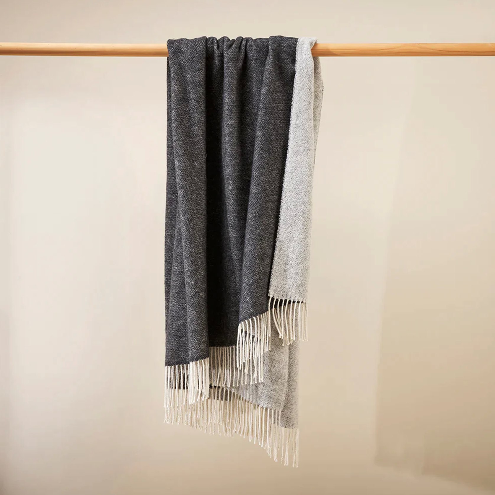 Baya Casa Throw - Anthracite | Merino Blend | ArchiPro NZ