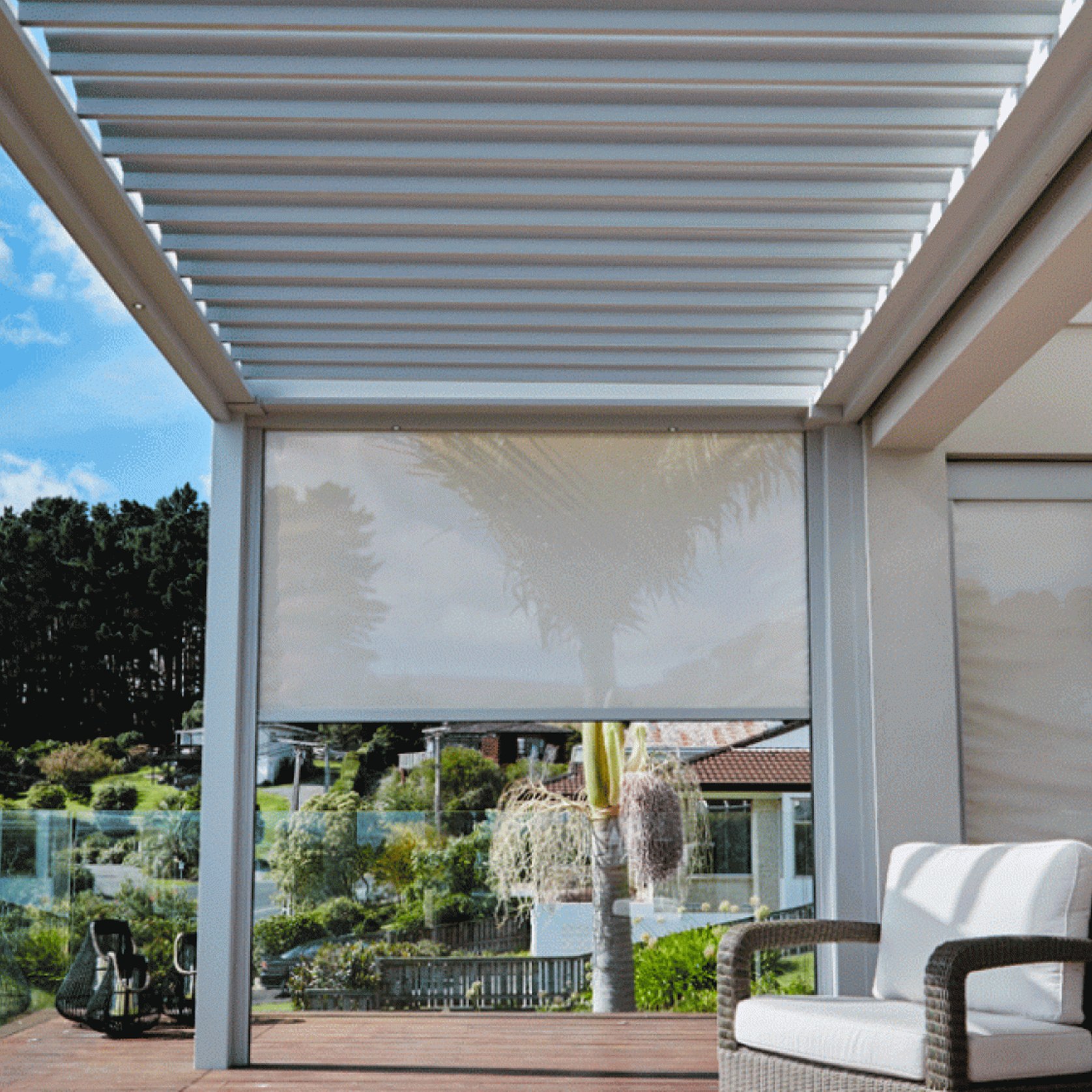 Drop Down Outdoor Screens | ArchiPro NZ