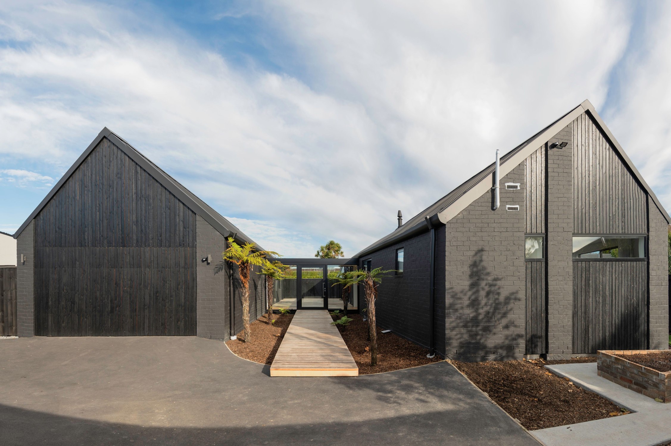 H Shaped House Warren Clarke Architecture ArchiPro NZ