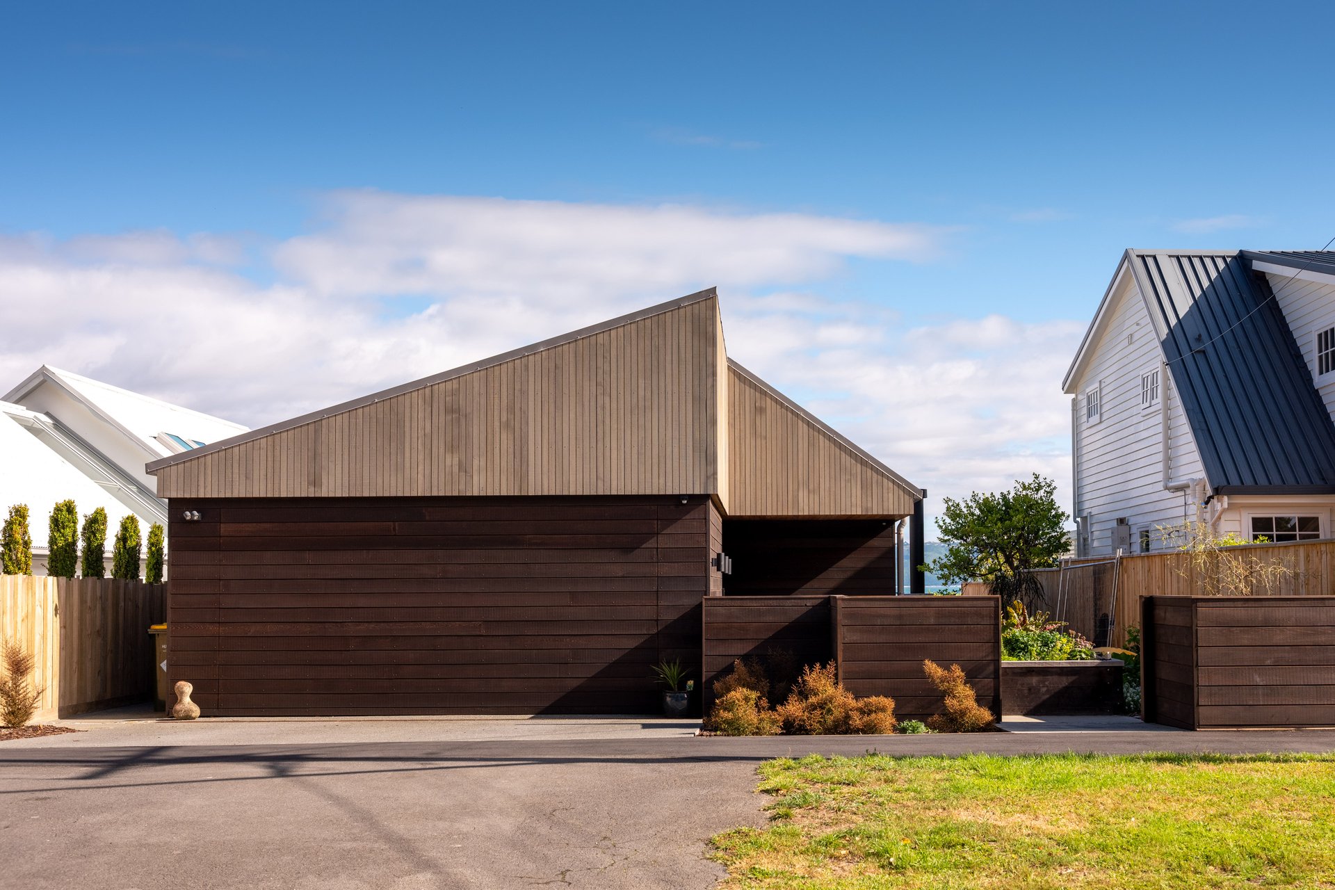 Eastbourne House by First Light Studio Ltd | ArchiPro NZ