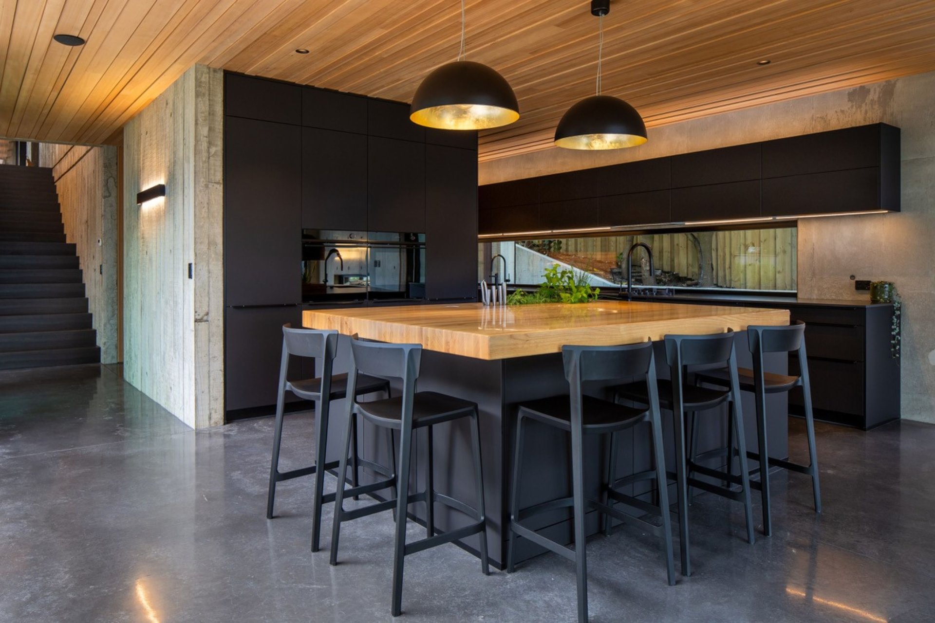 Kapiti Kitchen by The Woodsmiths | ArchiPro NZ