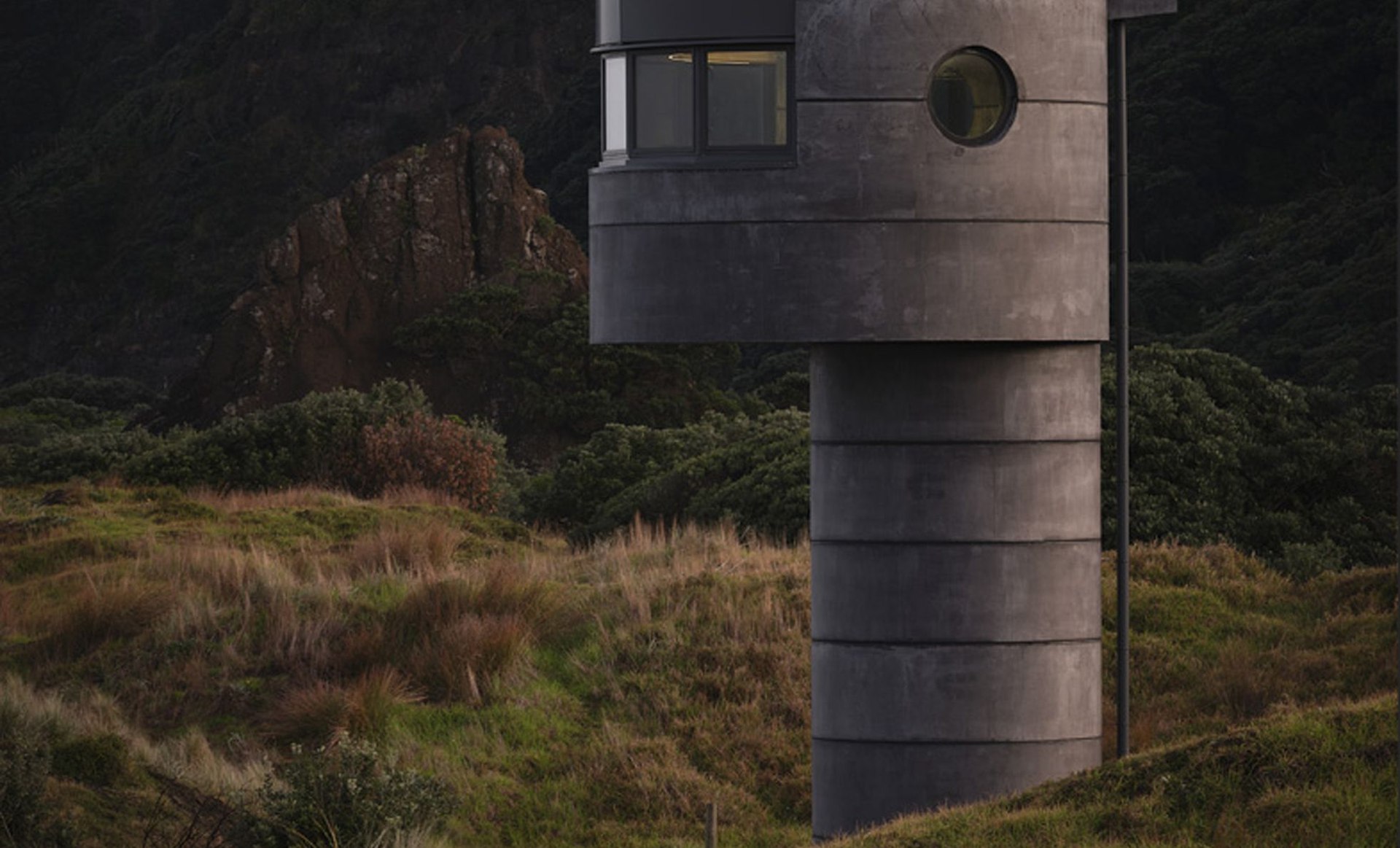 Te Pae North Piha Surf Life-Saving Tower | Project of the Month