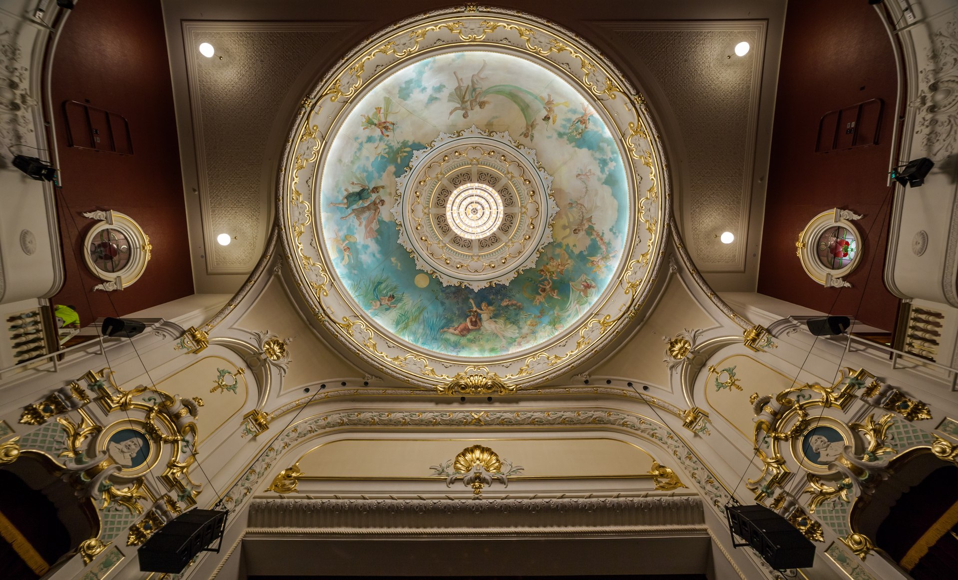Isaac Theatre Royal Building