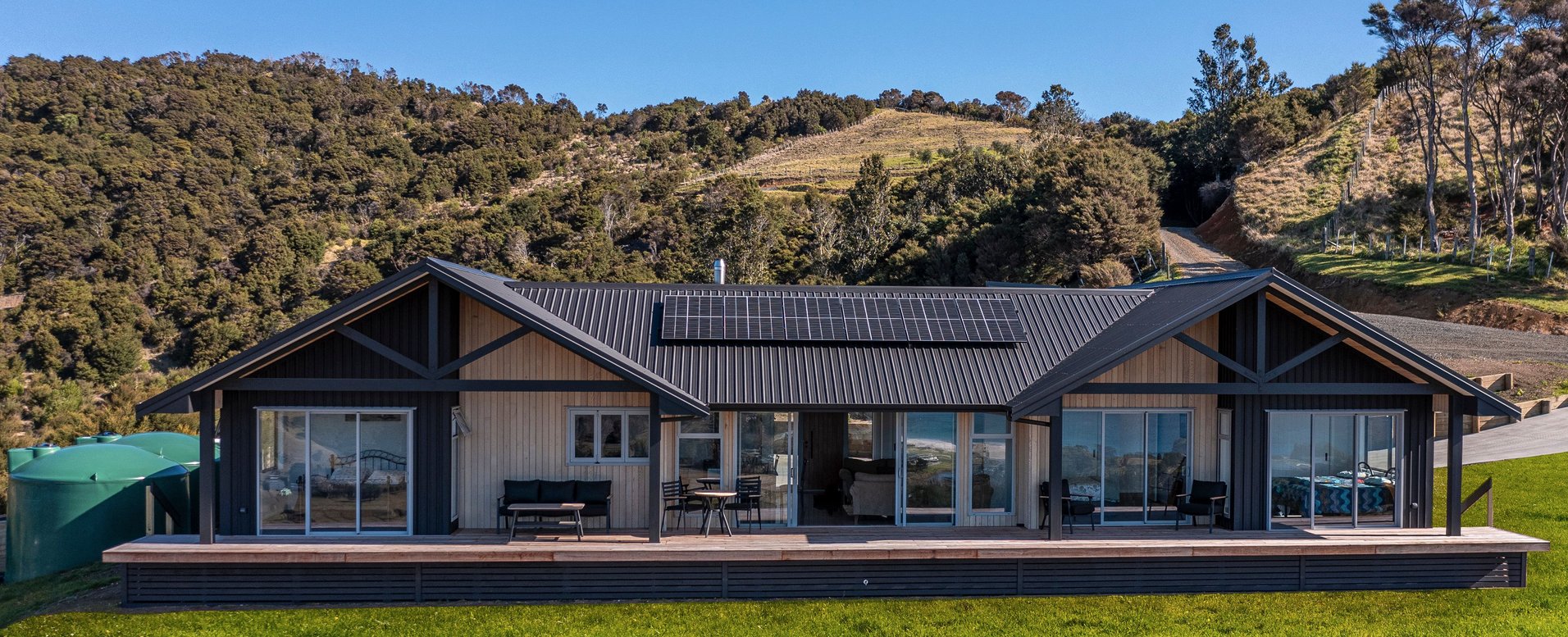 McKinnon House Kuaotunu by Cassa Homes ArchiPro NZ