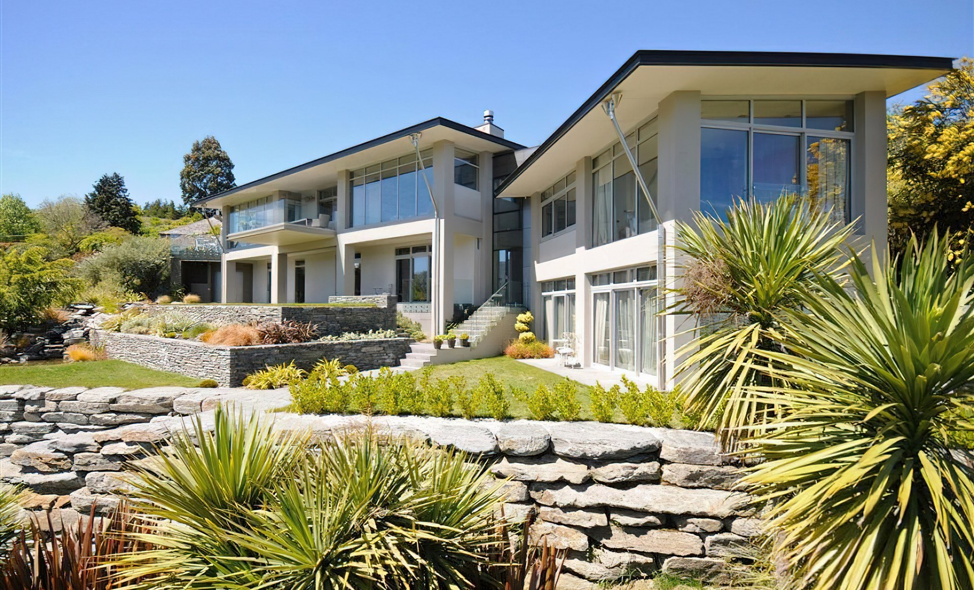 Lake Hayes Luxury Home