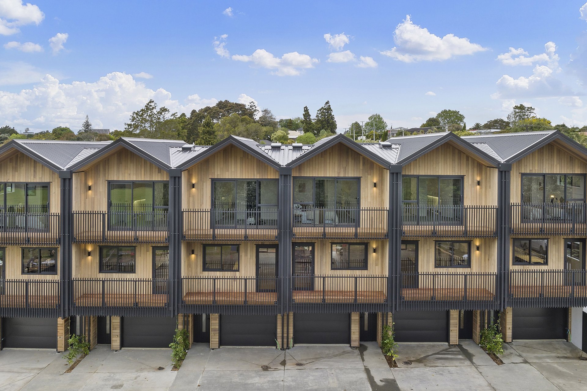 Western Red Cedar VertiLine Cladding by ITI NZ | ArchiPro NZ