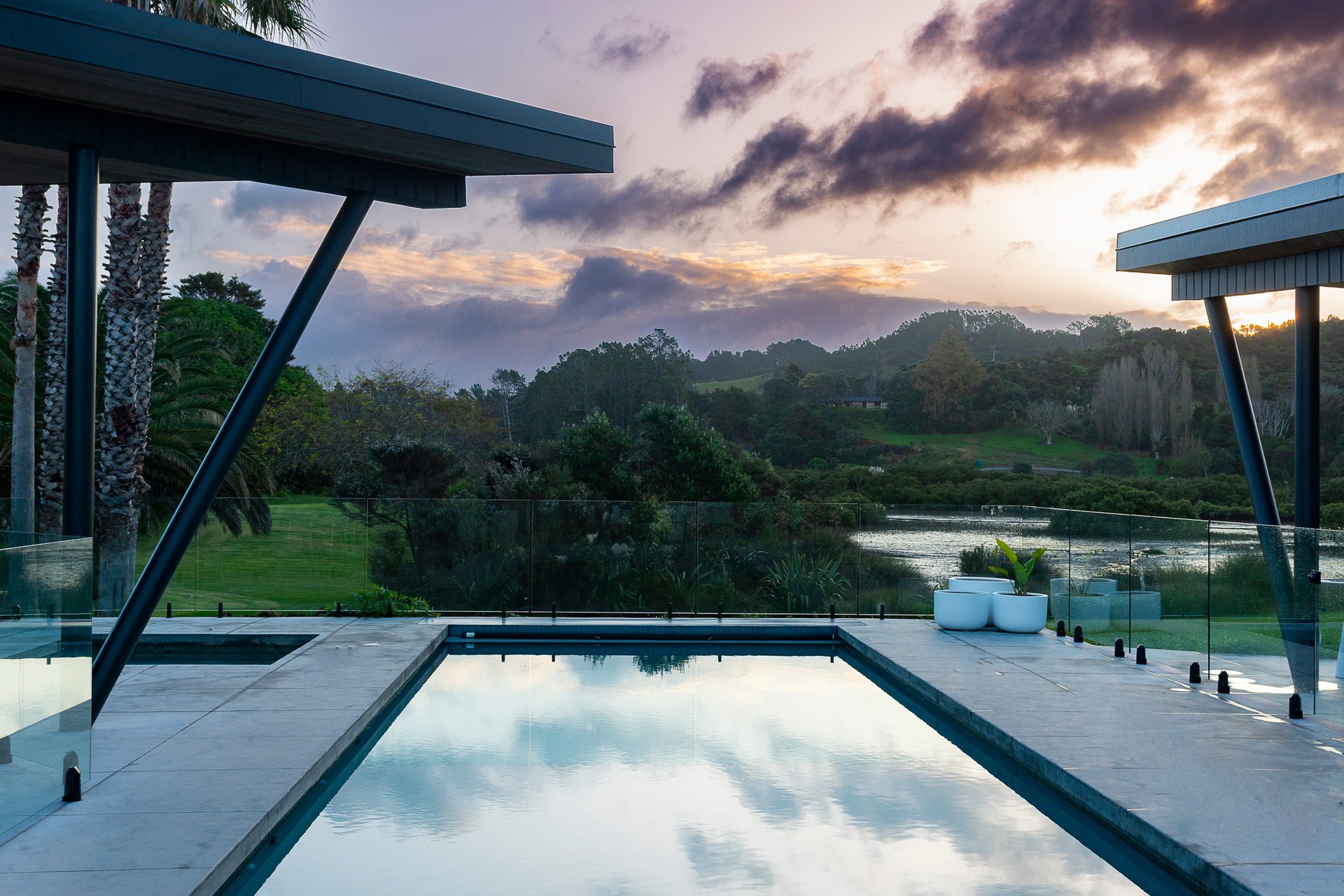 Contemporary Coastal Oasis by Landmark Homes Auckland - North Shore ...