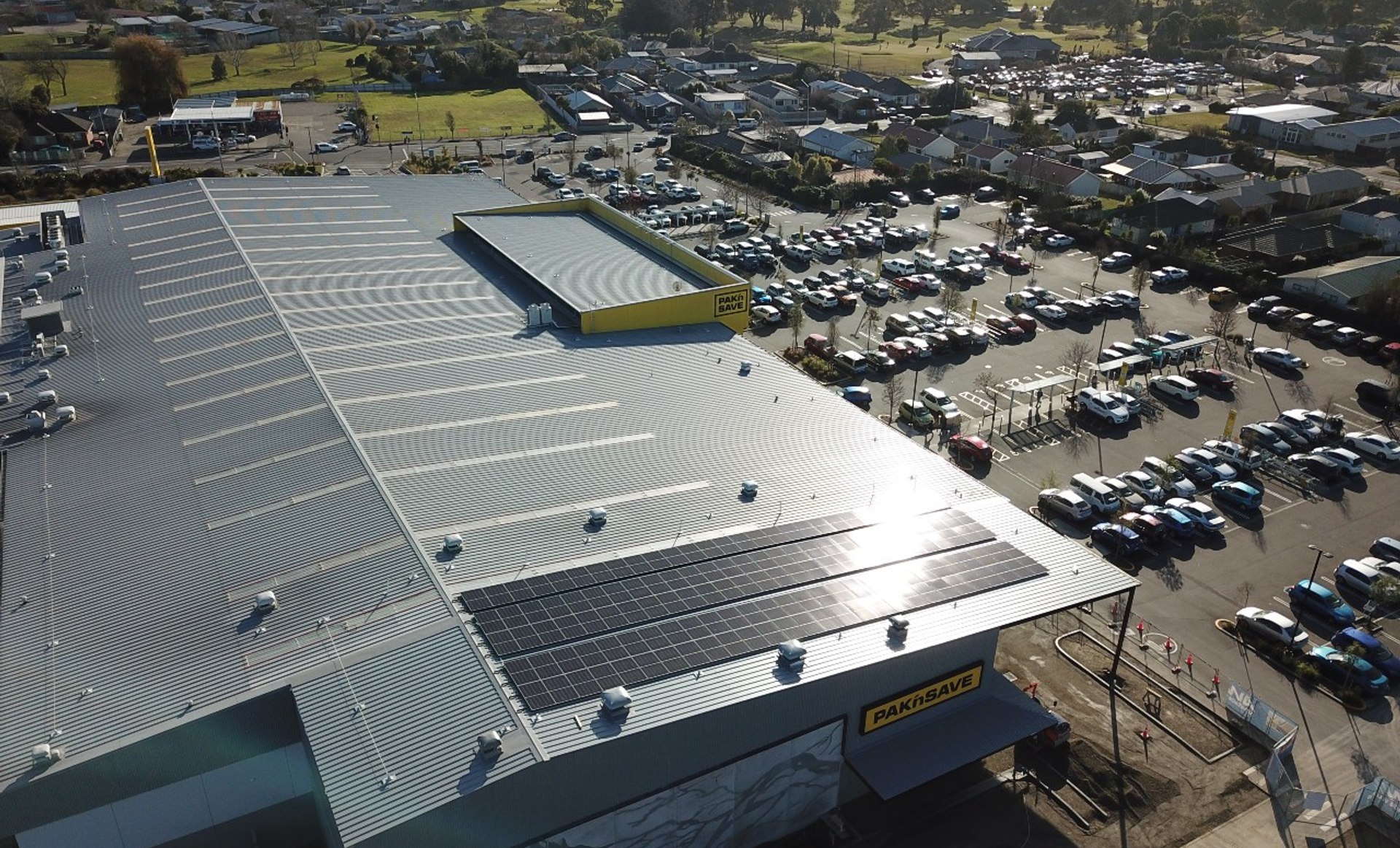 Christchurch Supermarket Saving Big on Power