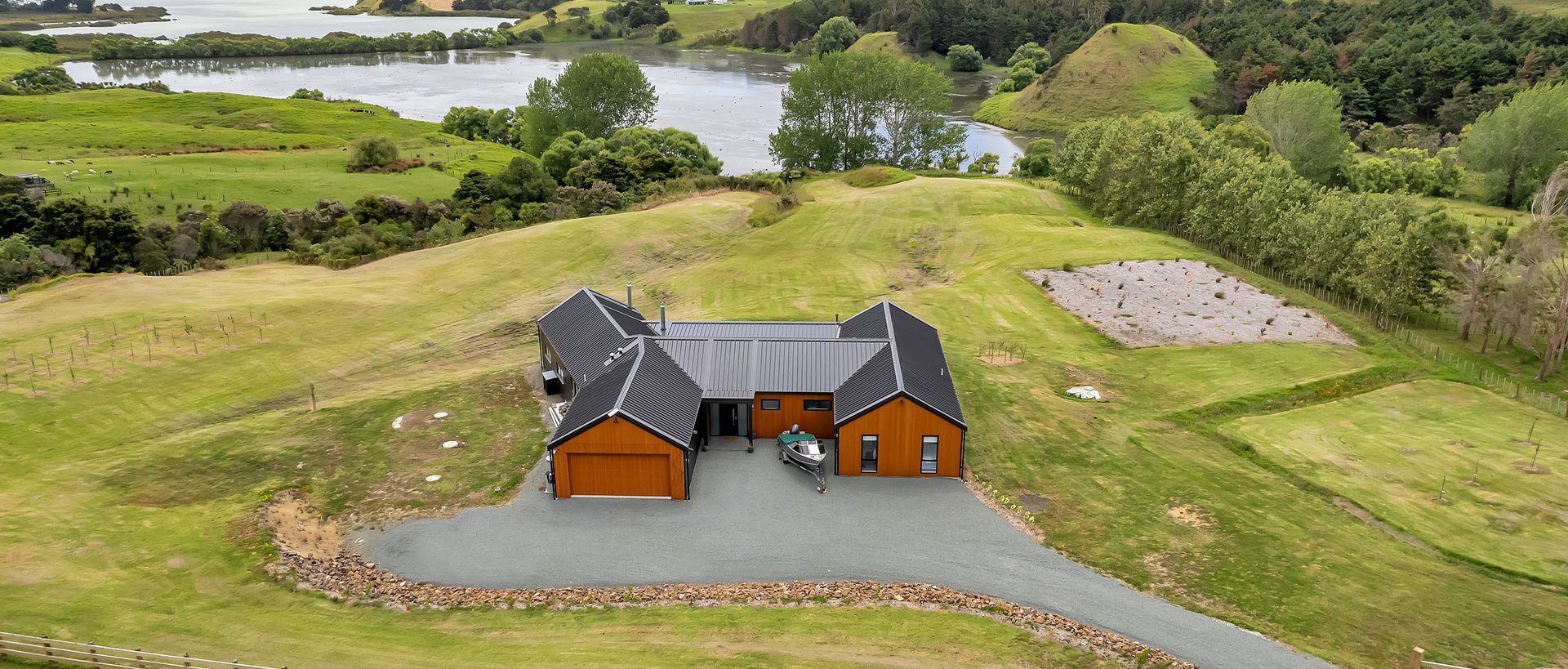 Burn House by Brogan Builders | ArchiPro NZ