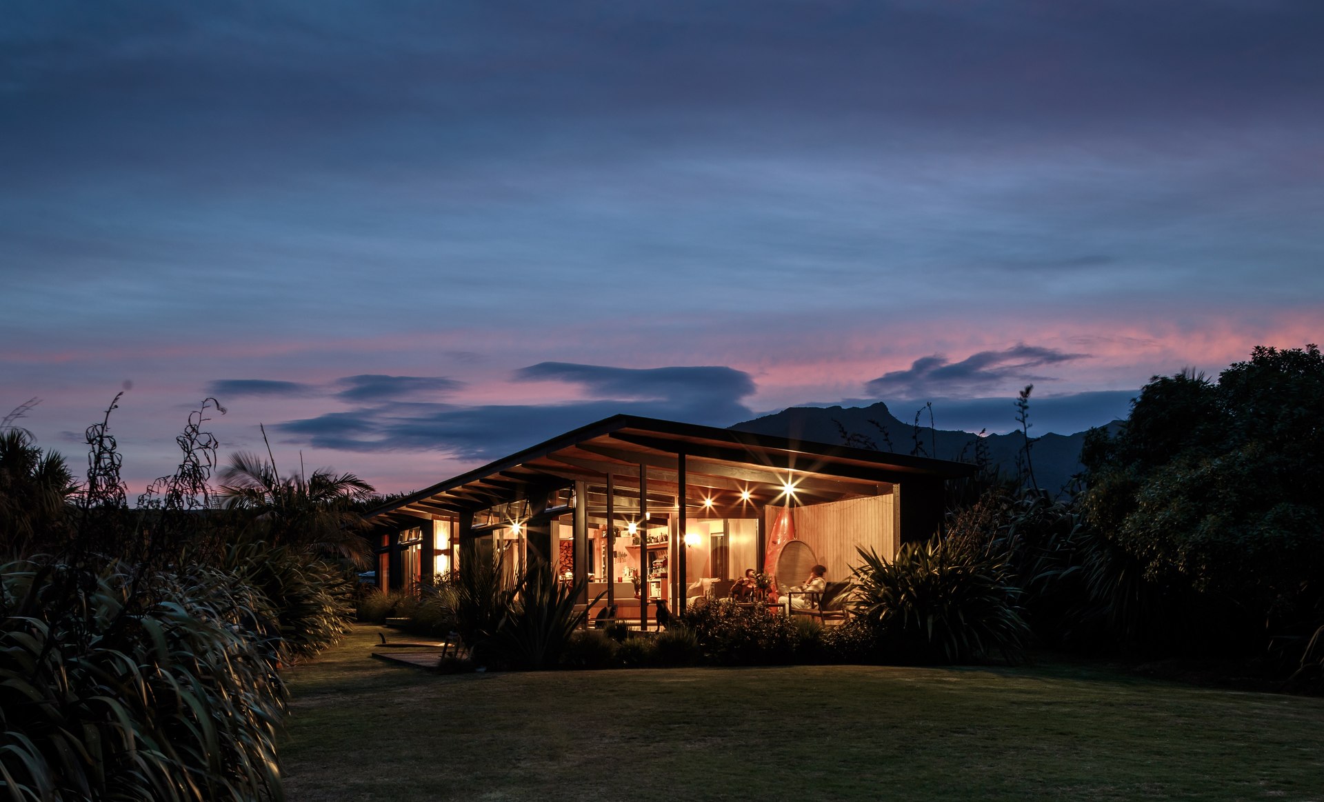 Raglan - Te Wharewakaroa