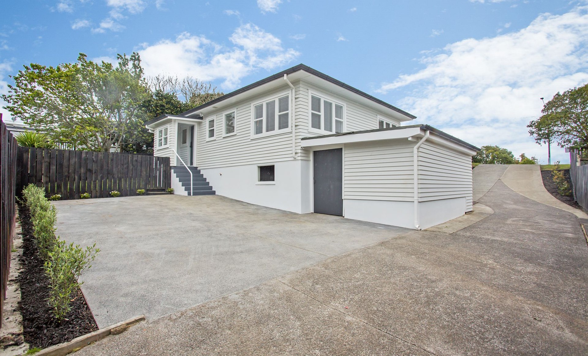 Birkdale Road, Birkdale