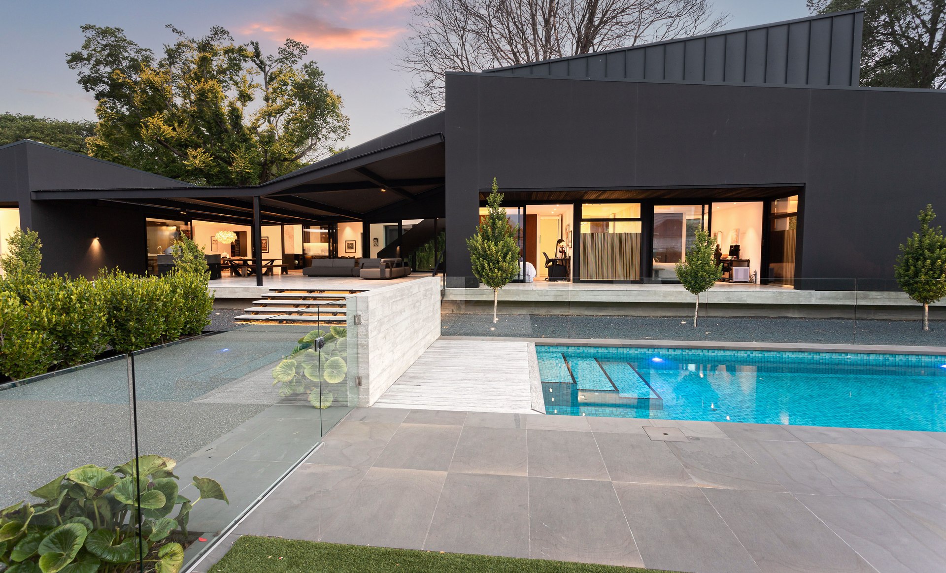 Desmond House