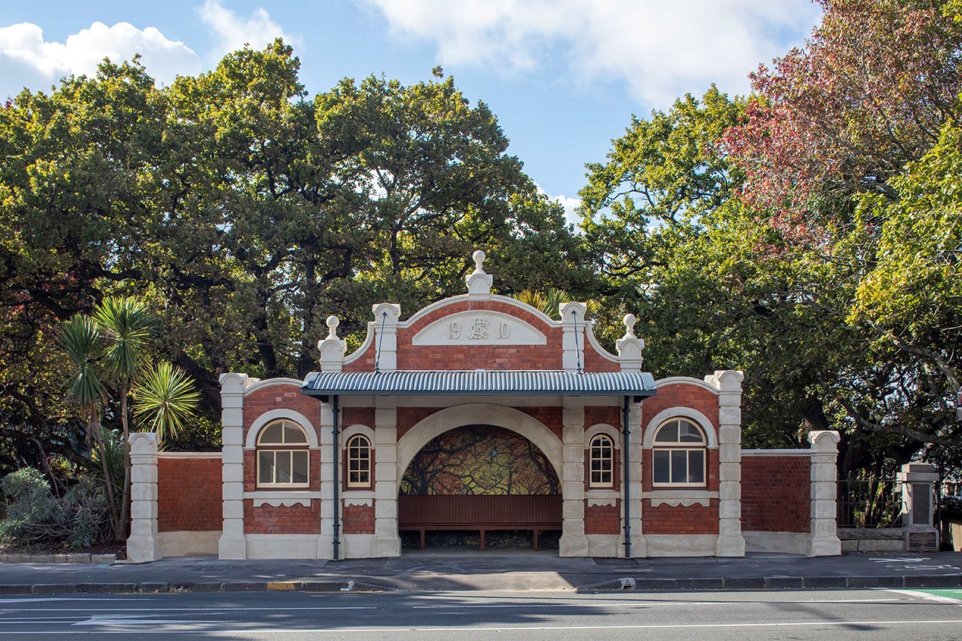Symonds St Conveniences and Former Tram Shelter by Salmond Reed ...