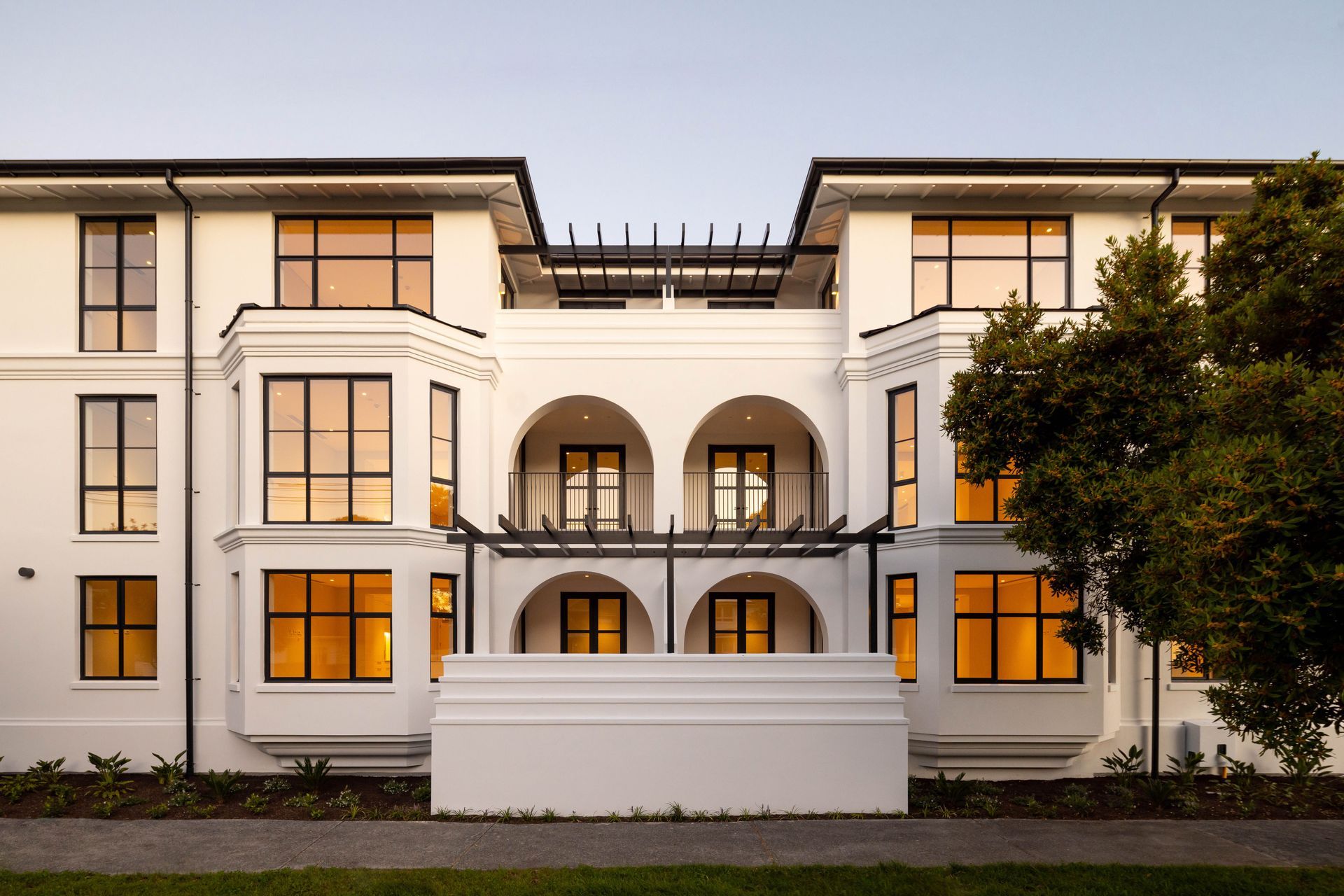 Hero Banner for Accumen Shapes